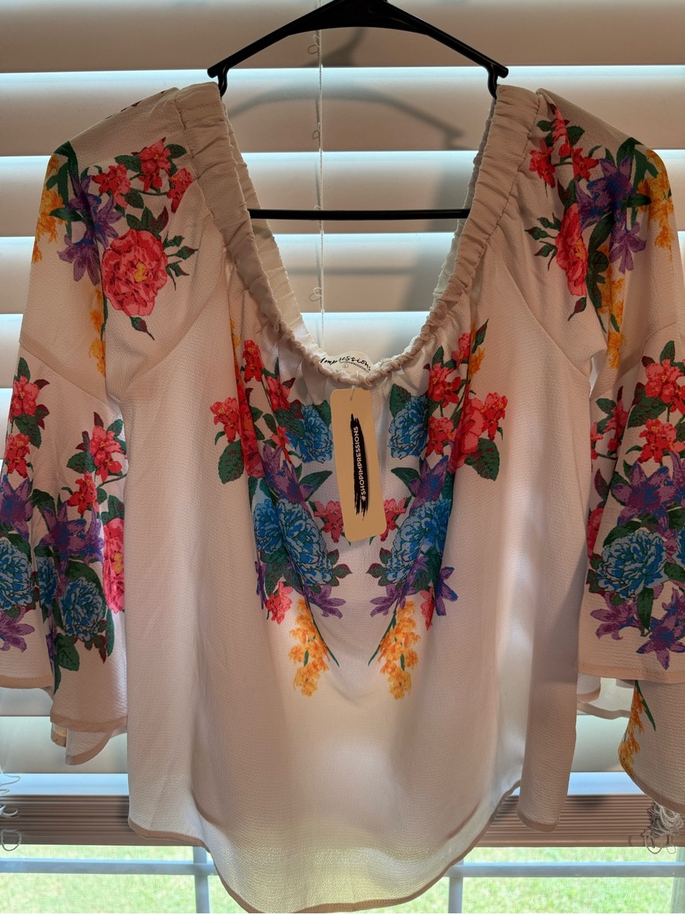 Impressions NWT Floral Bell Sleeve Blouse